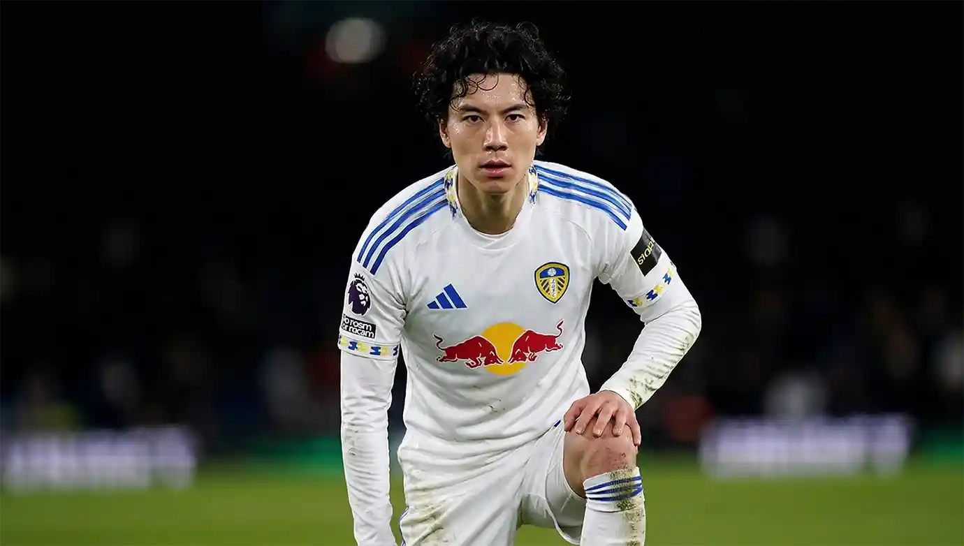 อาโอะ ทานากะ กองกลางชาวญี่ปุ่น ที่ ดาเนียล ฟาร์เค่ เชื่อมั่น ทานากะ ไม่ย้ายหนี ลีดส์ ยูไนเต็ด