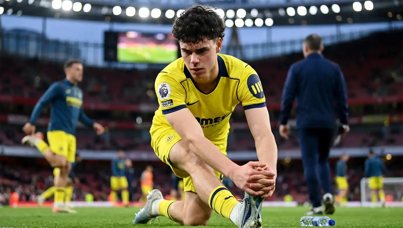 อาร์ชี่ เกรย์ มิดฟิลด์ดาวรุ่งสเปอร์สในข่าว ลิเวอร์พูล และ บาเยิร์น มิวนิค สนใจคว้าตัว อาร์ชี่ เกรย์