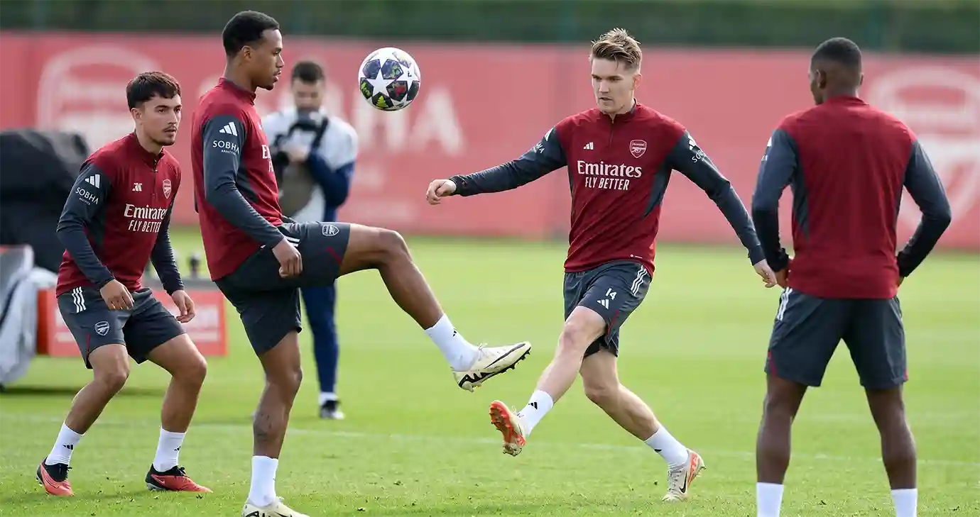 นักเตะอาร์เซน่อลซ้อมก่อนเกม คาดการณ์ไลน์อัพอาร์เซน่อลบุกเยือนแมนซิตี้ พรีเมียร์ลีก