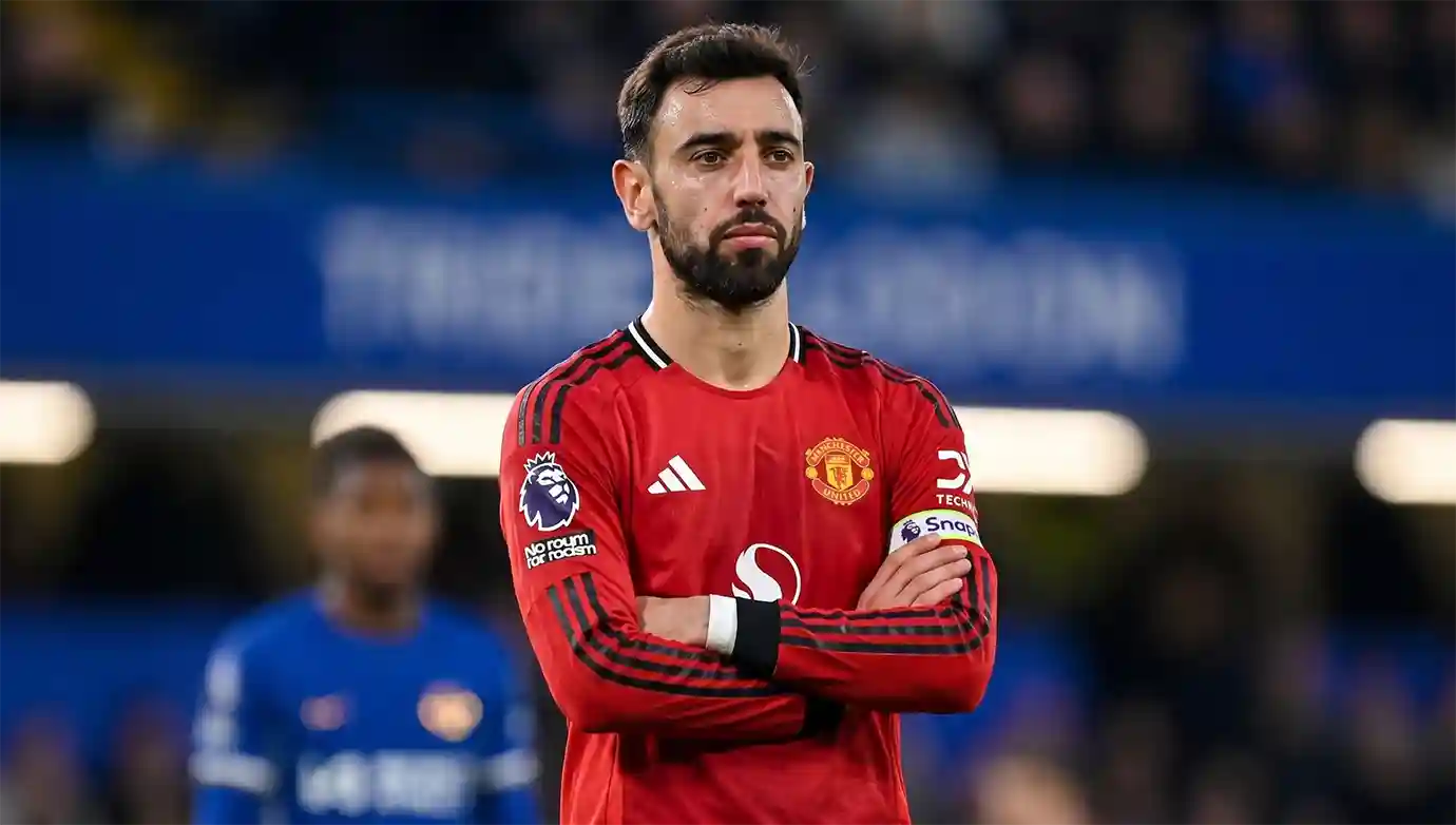 บรูโน่ แฟร์นันด์ส ฉลองชัยในข่าว บรูโน่ แฟร์นันด์ส สร้างสถิติแอสซิสต์เกมเยือนเลขสองหลัก