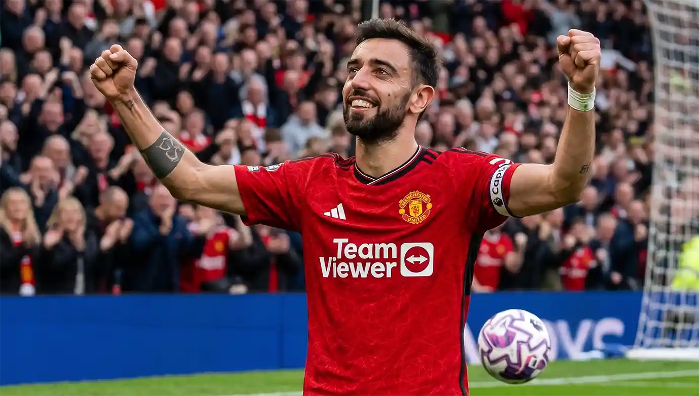 บรูโน่ แฟร์นันด์ส กัปตันทีมแมนยู ในข่าว แมนยู รั้ง บรูโน่ แฟร์นันด์ส โควต้าแชมเปี้ยนส์ลีก