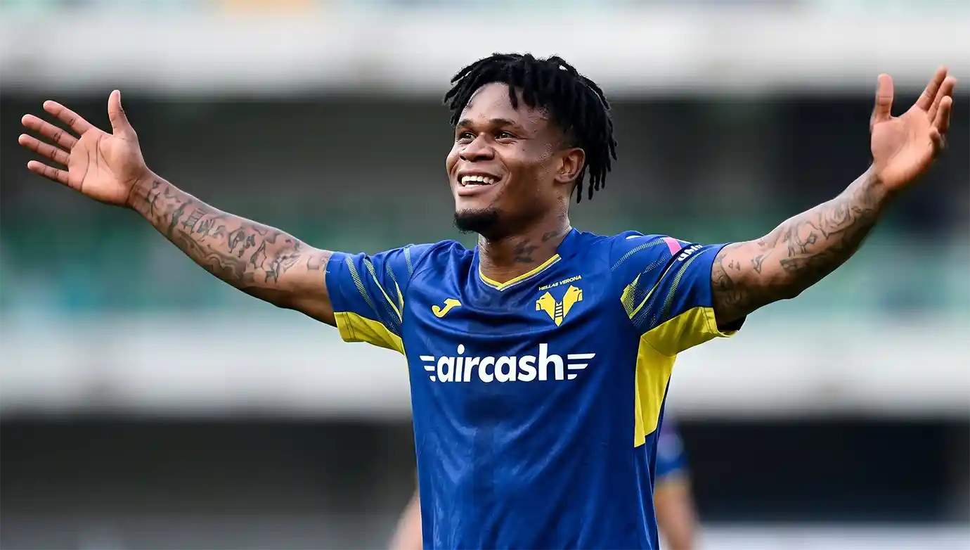 กิฟต์ ออร์บาน กองหน้าเวโรน่าขอโทษแฟนบอลหลังควบคุมอารมณ์ไม่อยู่