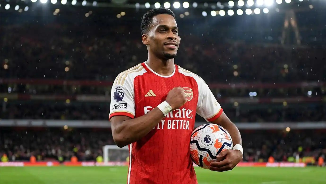 รุด กุลลิท ตำนานทีมชาติเนเธอร์แลนด์ กุลลิท ยก ทิมเบอร์ แข้งยอดเยี่ยมพรีเมียร์ลีก