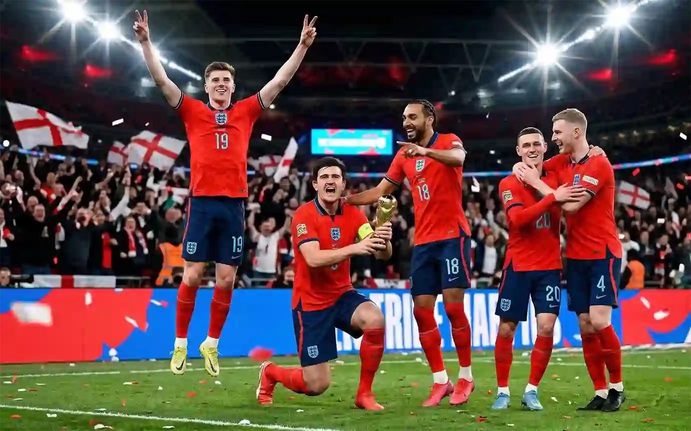 แฮร์รี่ แม็กไกวร์ ต่อสัญญา แมนยู ถึงปี 2027 พร้อมออปชั่นขยายเพิ่มอีก 1 ฤดูกาล