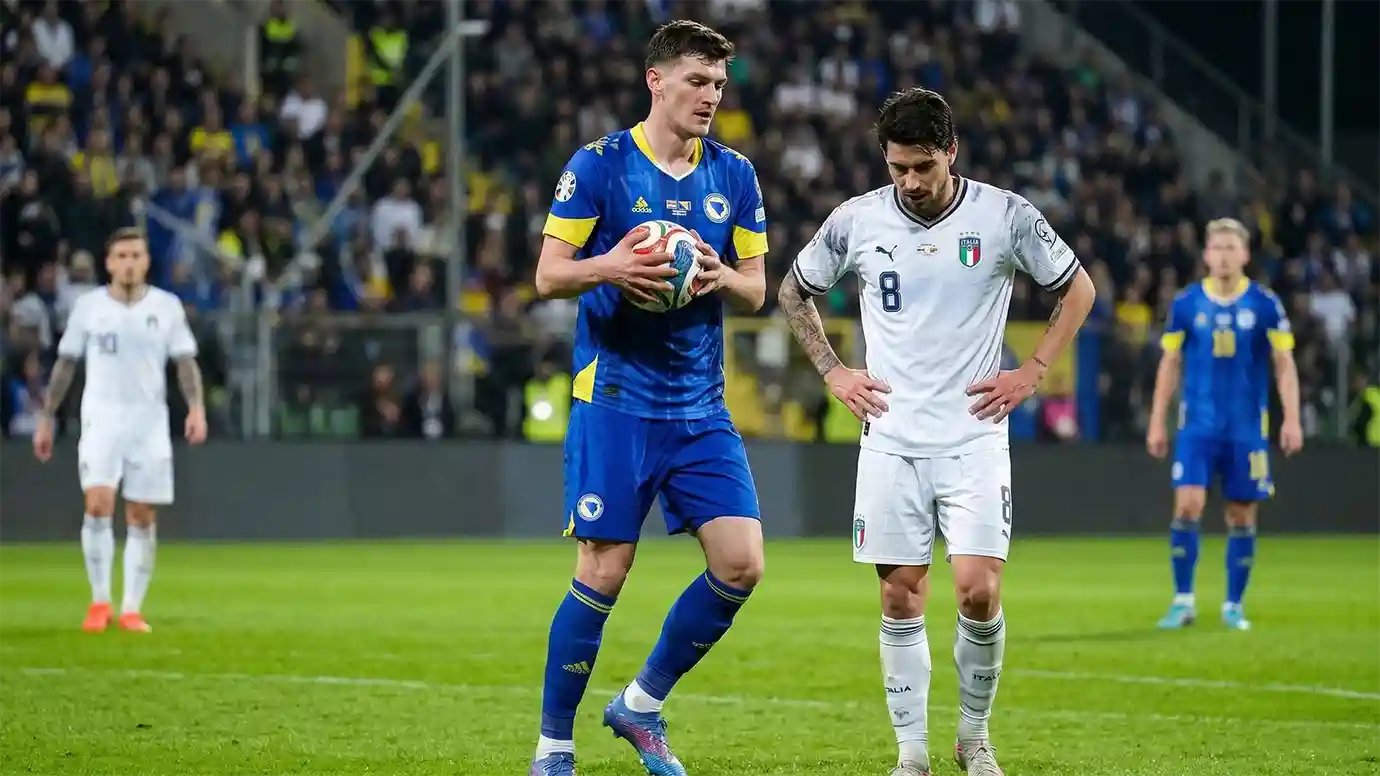 ดราม่า แข้งอิตาลี ขอโบนัสก่อนแพ้บอสเนีย ชวดตั๋วฟุตบอลโลก 2026 จนกลายเป็นการพลาดทัวร์นาเมนต์ใหญ่ 3 สมัยติดต่อกัน