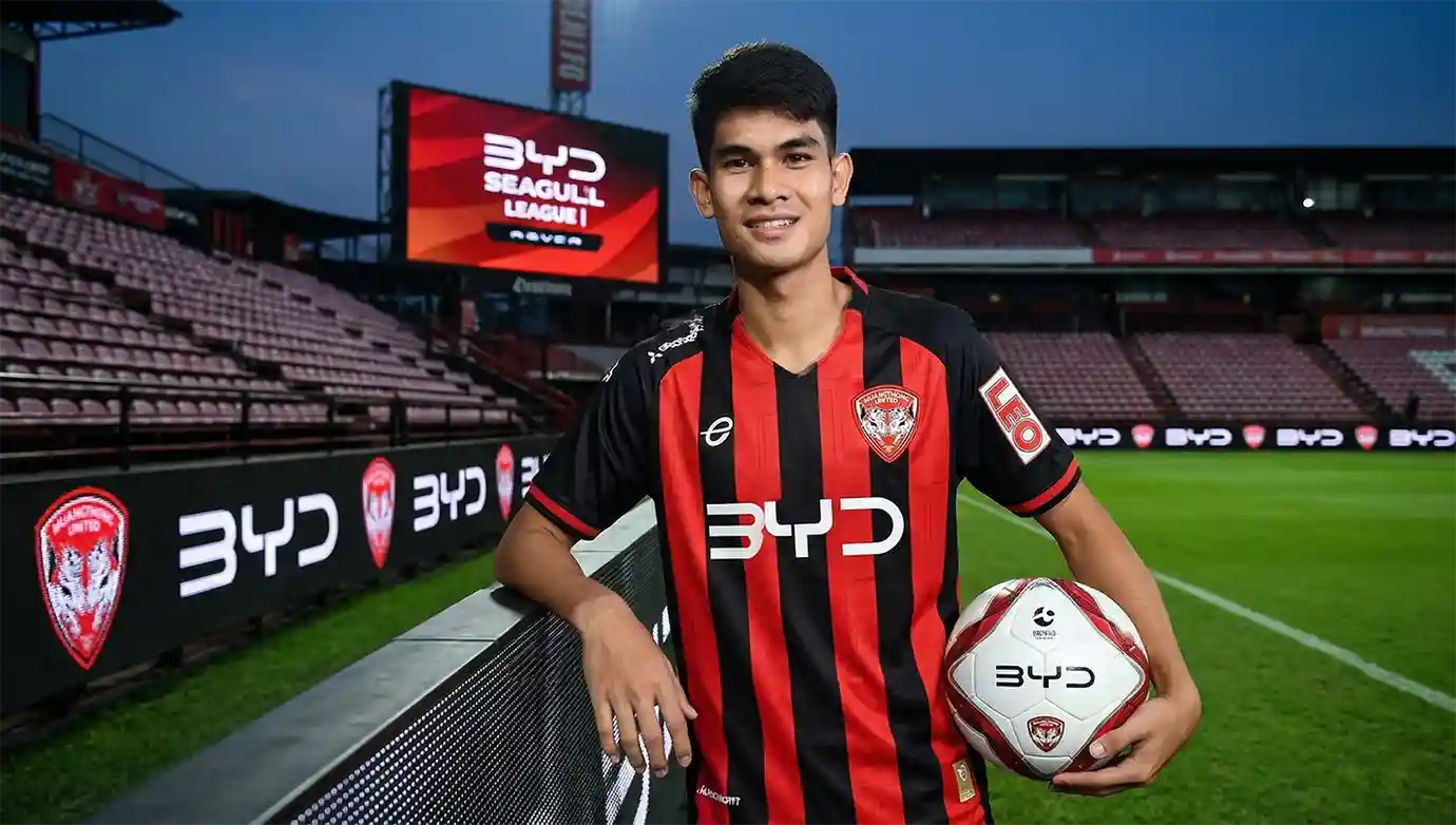 เจ้าซีโฟร์ คคนะ คำยก ผงาดนักเตะยอดเยี่ยมไทยลีก นัดที่ 27 ในสีเสื้อ เมืองทอง ยูไนเต็ด