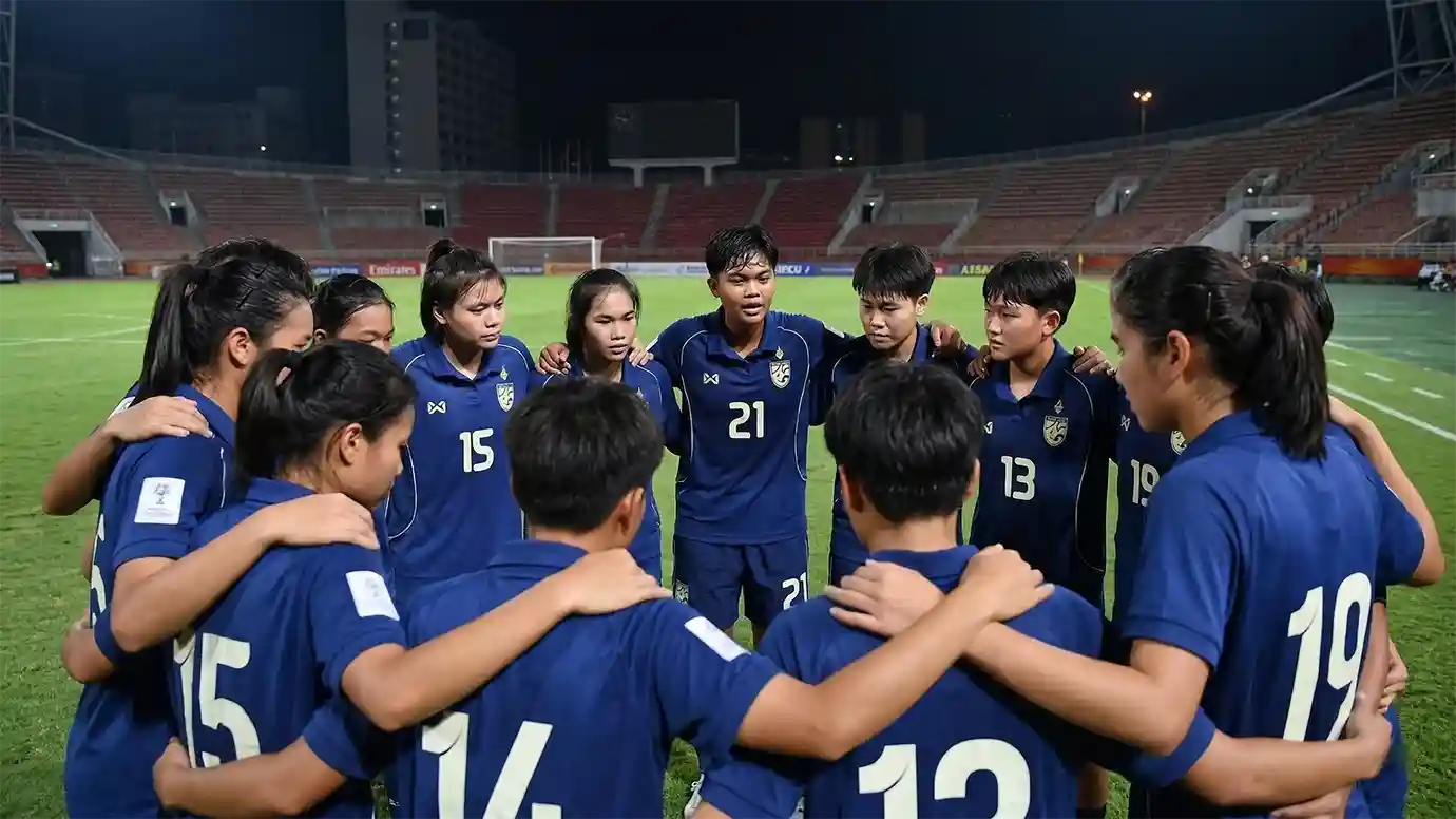 มาดามแป้ง อัดฉีดฟุตบอลหญิงไทย U20 จำนวน 5 แสนบาท หลังผ่านเข้ารอบ 8 ทีมสุดท้าย ศึกชิงแชมป์เอเชีย 2026
