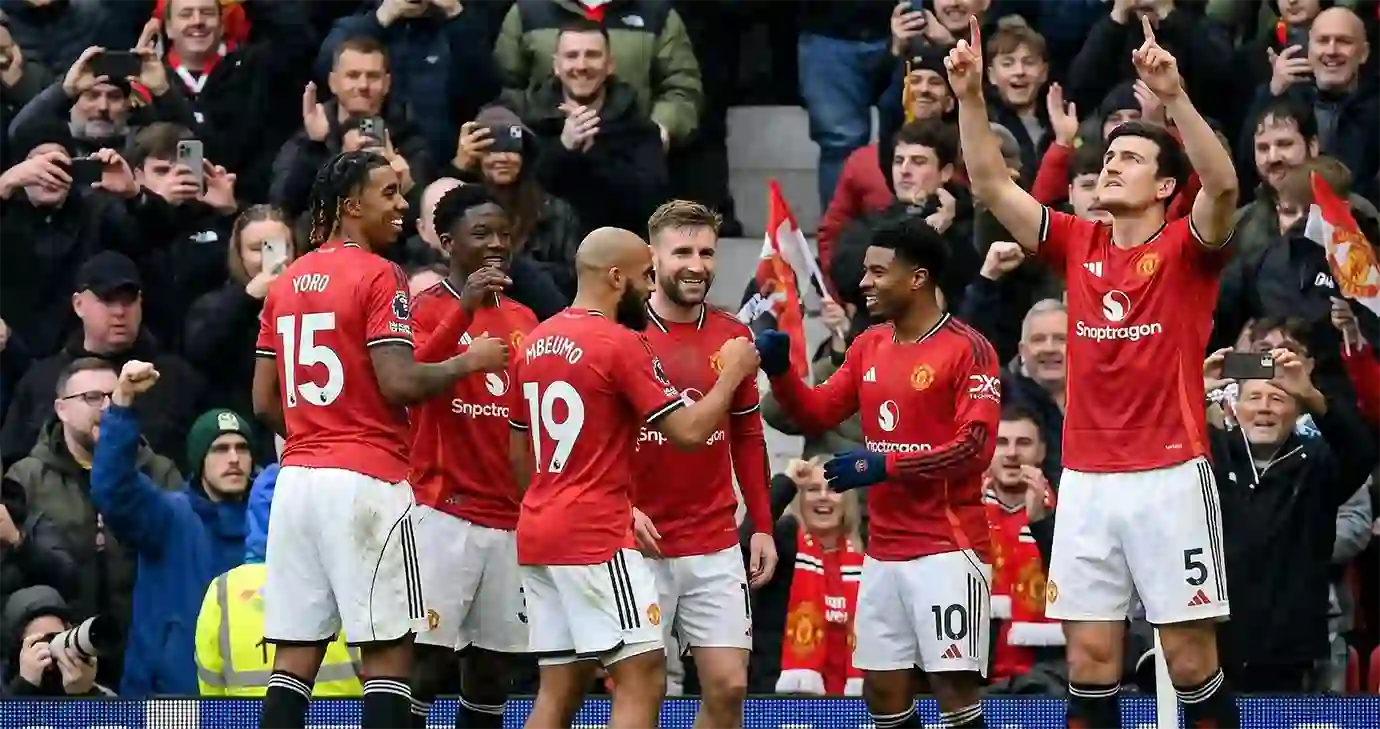 ลิซานโดร มาร์ตีเนซ เตรียมลงสนาม ในการ คาดไลน์อัพ แมนยู พบ ลีดส์ มาร์ตีเนซ คืนทัพ