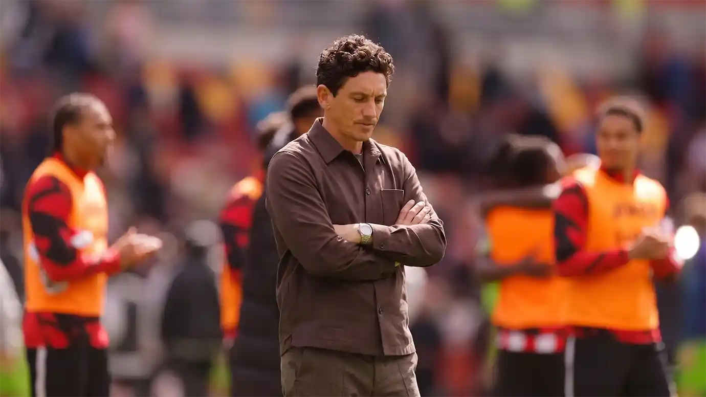 คีธ แอนดรูว์ส กุนซือเบรนท์ฟอร์ด เตรียมคุมทีมบุกเยือน แมนยู คืนนี้