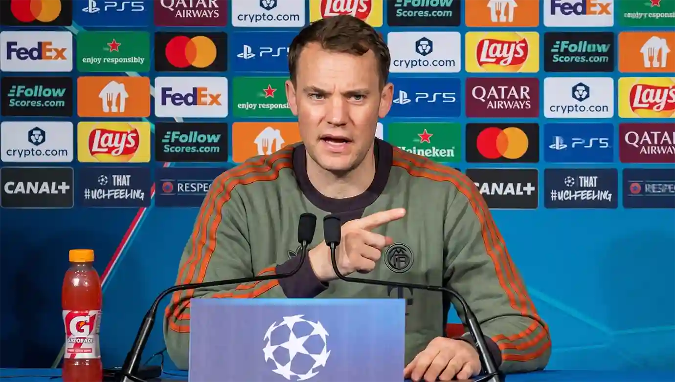 มานูเอล นอยเออร์ ผู้รักษาประตูกัปตันทีมบาเยิร์น มิวนิค ในข่าวที่ว่า มานูเอล นอยเออร์ มั่นใจ บาเยิร์น ชนะ เรอัล มาดริด เข้ารอบตัดเชือก