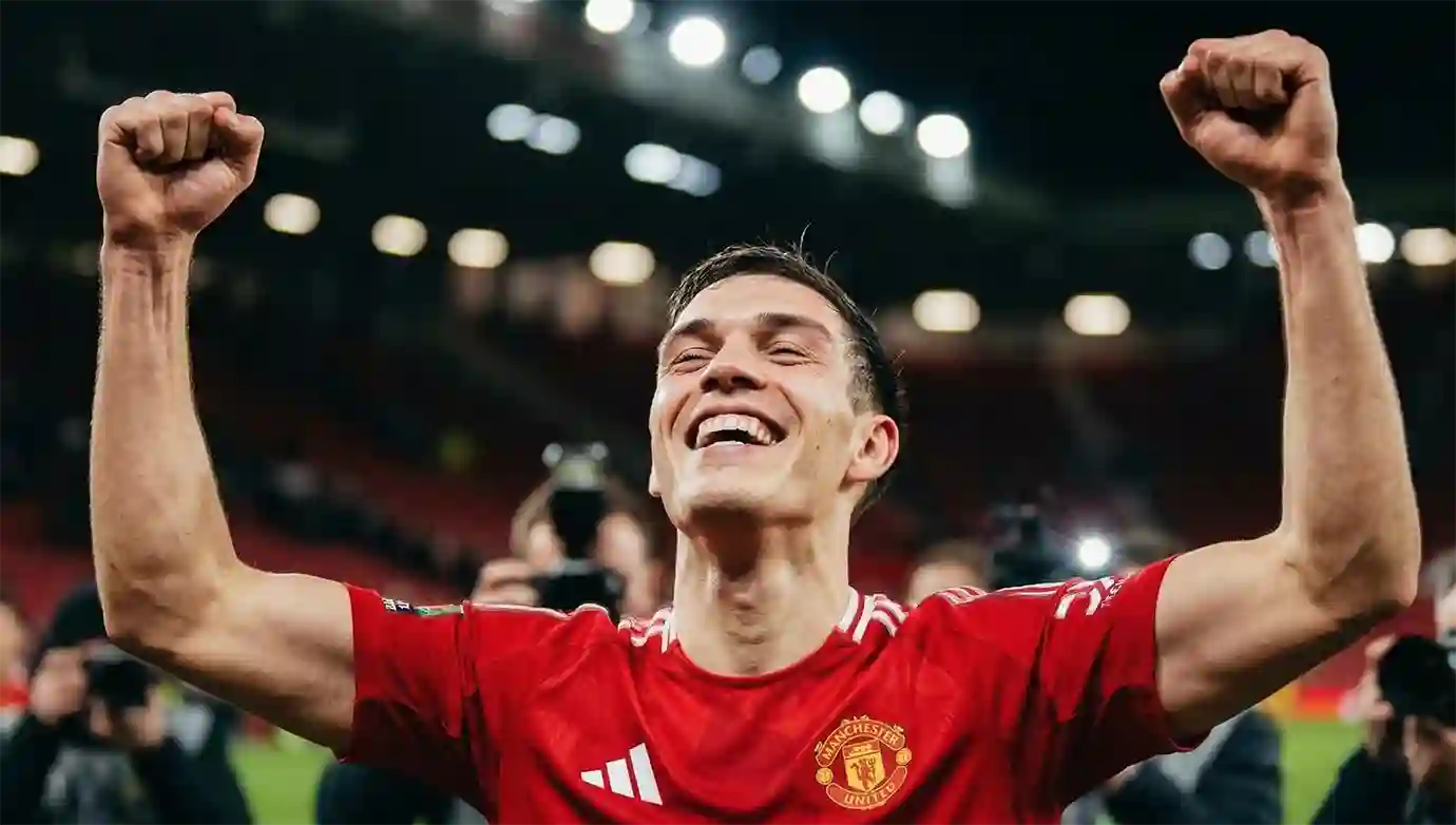 มานูเอล อูการ์เต้ กองกลางแมนเชสเตอร์ ยูไนเต็ด ที่มีข่าวว่า นิวคาสเซิ่ล เล็งคว้า อูการ์เต้ จากแมนยู