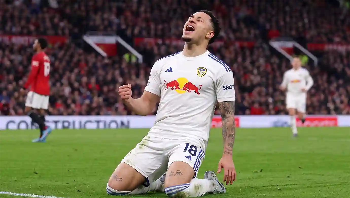 โนอาห์ โอคาฟอร์ กองหน้าฮีโร่ทัพยูงทอง ในแมตช์ที่ โอคาฟอร์ เหมาสอง ลีดส์ บุกชนะ แมนยู