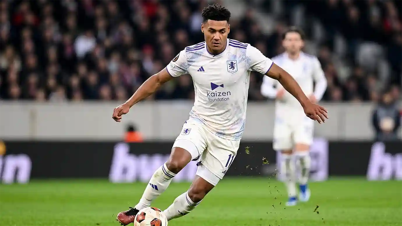 โอลลี่ วัตกินส์ กองหน้าแอสตัน วิลล่า โอลลี่ วัตกินส์ เผย ไมเคิล โอเว่น แนะแนวทางเรียกฟอร์ม