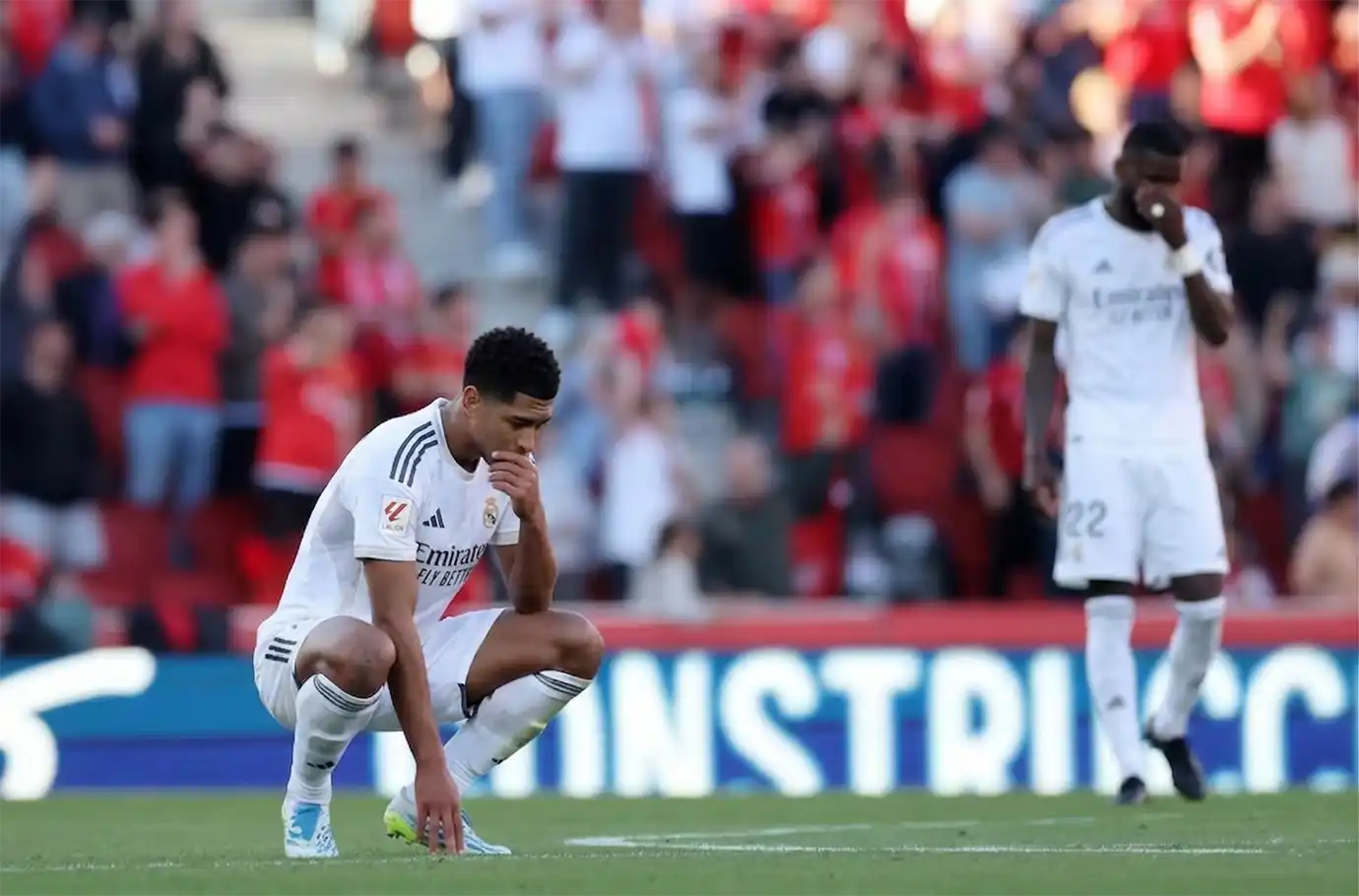 เรอัล มาดริด ปัญหาซูเปอร์สตาร์ล้นทีม ส่งผลกระทบต่อระบบการเล่นและความเป็นทีมของ อัลบาโร่ อาร์เบลัว