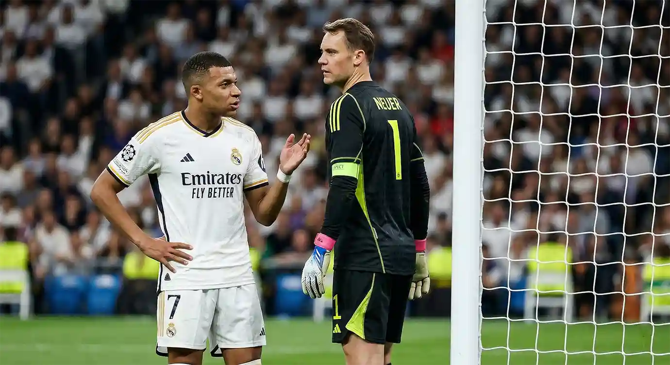 บาสเตียน ชไวน์สไตเกอร์ ออกโรงให้สัมภาษณ์ ชไวนี่ ยก นอยเออร์ ยอดนายด่านที่ดีที่สุดในชีวิต และเป็นเพื่อนร่วมทีมที่เก่งที่สุด