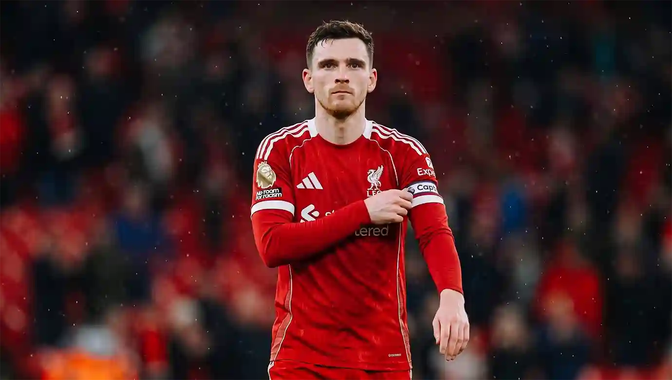 แอนดี้ โรเบิร์ตสัน แบ็กซ้ายจอมเก๋า ที่มีข่าวว่า สเปอร์ส เดินหน้าทาบทาม โรเบิร์ตสัน มาร่วมทีม