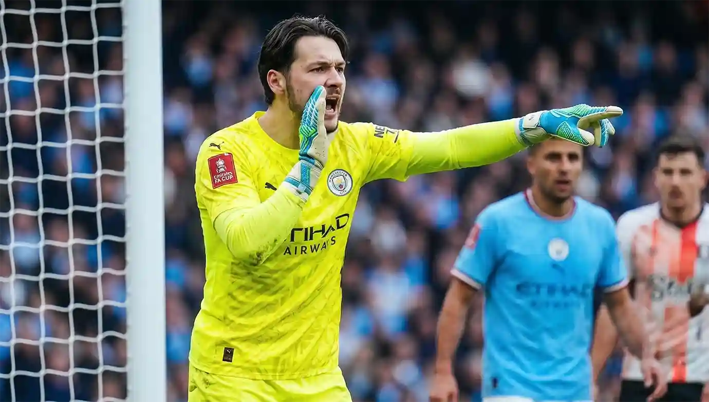 สเปอร์ส เล็งคว้า เจมส์ แทร็ฟฟอร์ด ผู้รักษาประตูชาวอังกฤษ มาเป็นมือหนึ่งแทน กูเยลโม่ วิคาริโอ