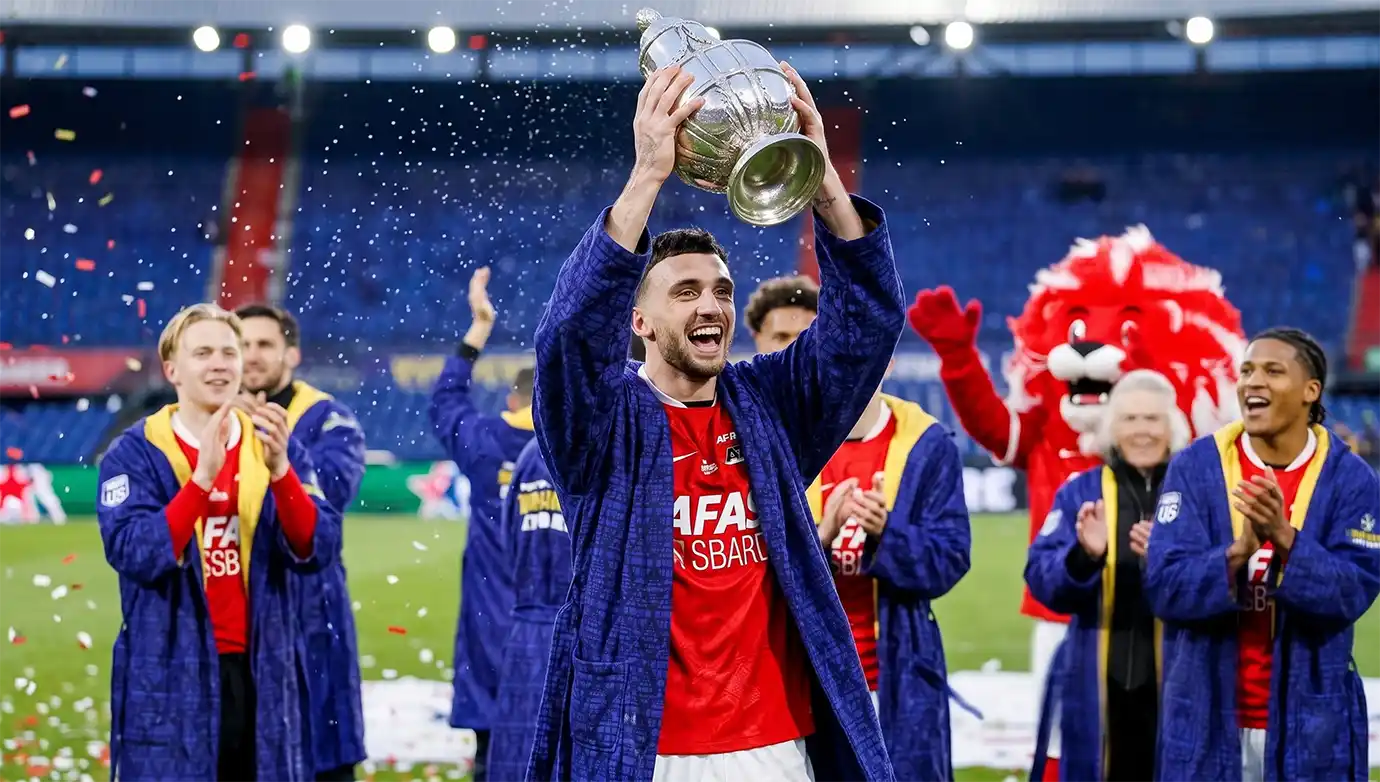 ทรอย แพร์ร็อตต์ พร้อมย้ายกลับสเปอร์สหากสโมสรรอดตกชั้นพรีเมียร์ลีก