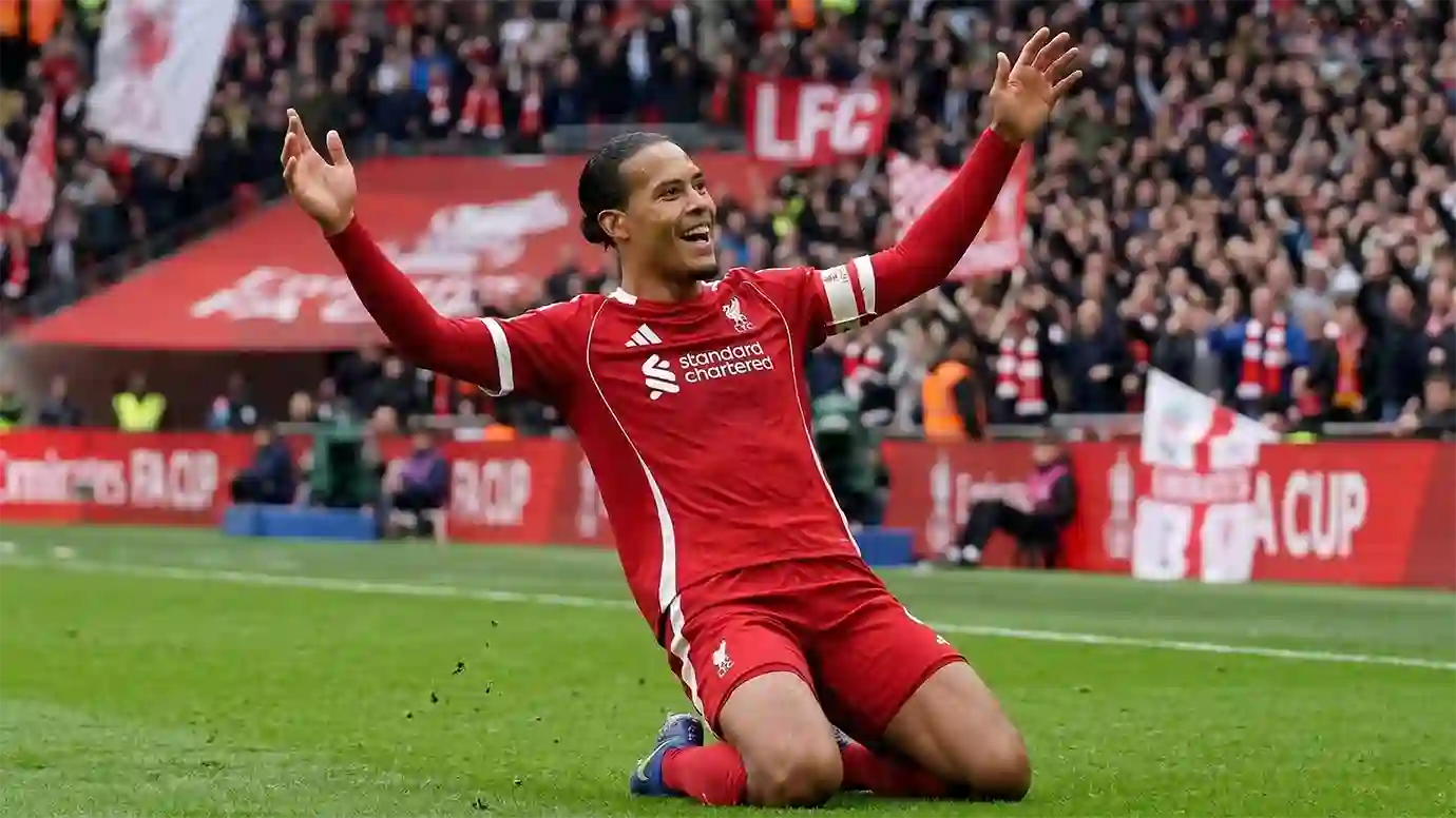 เฟอร์จิล ฟาน ไดก์ กัปตันทีมลิเวอร์พูล ออกโรงหนุนหลังแฟนบอลที่ประท้วงสโมสรเรื่องการขึ้นราคาตั๋วเข้าชม