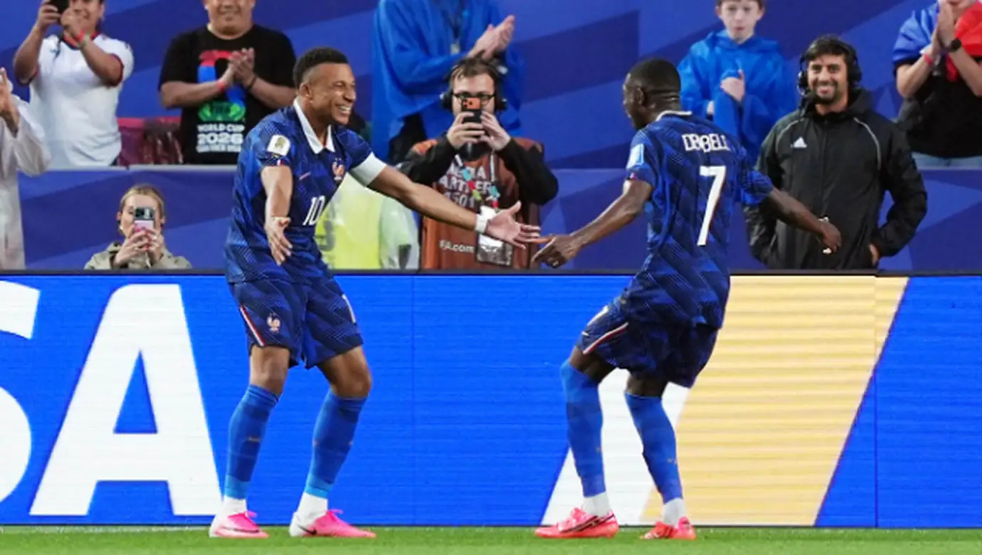 เอ็มบั๊ปเป้ ฝรั่งเศส ชนะ อิรัก 3-0 ฉลุยรอบ 32 ทีม 1 เอ็มบั๊ปเป้ ฝรั่งเศส ชนะ อิรัก 3-0 ฉลุยรอบ 32 ทีม